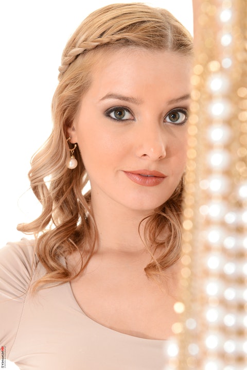 Anna Tatu  448