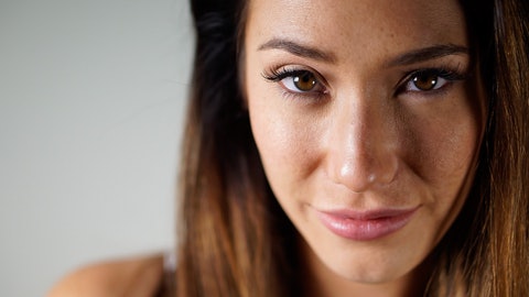 Eva Lovia  227