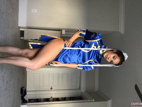 Eva Lovia  363
