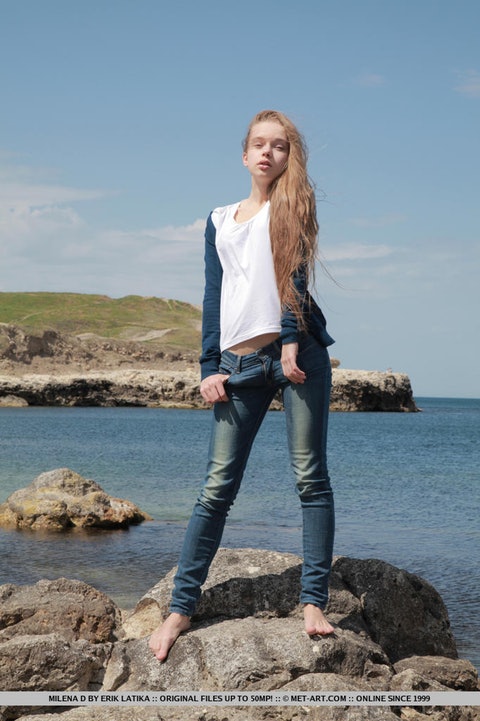Milena D  454